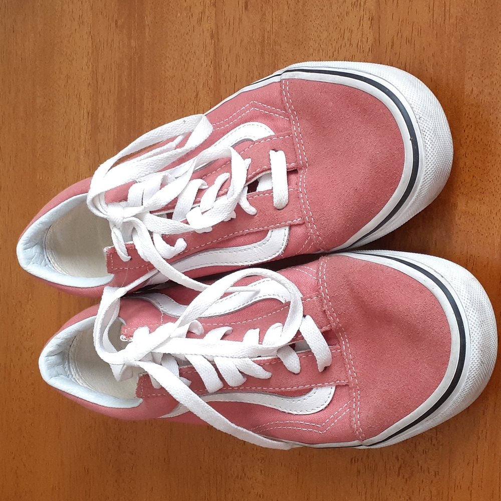 Van’s Sneakers Mauve/salmon? in color Women-7.5...Men-6